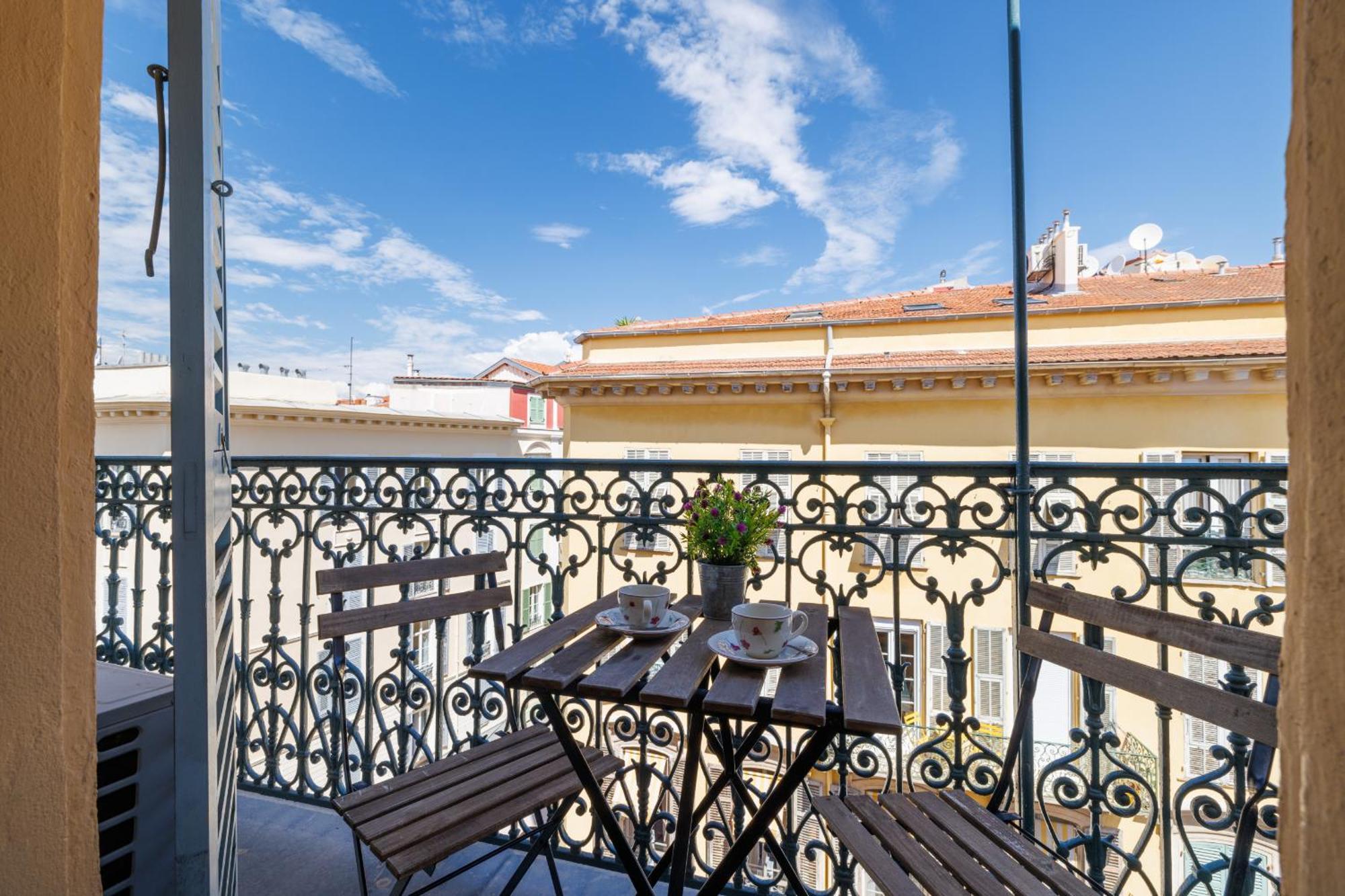 Ferienwohnung Massena Street - 1 Bdr Duplex With Ac & Parking Nizza Exterior foto